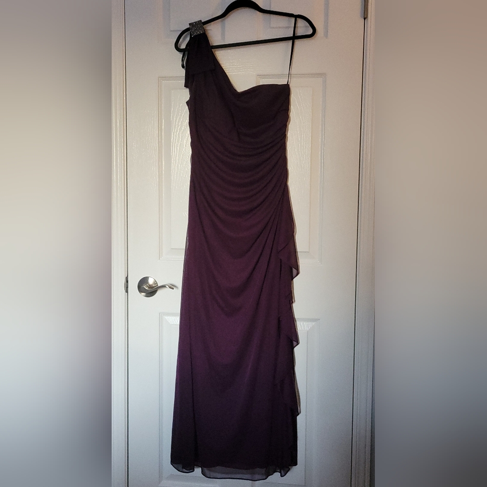 Laura Formal Dress, size 14